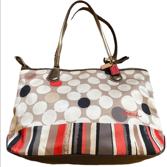 Coach Handbags - Coach purse